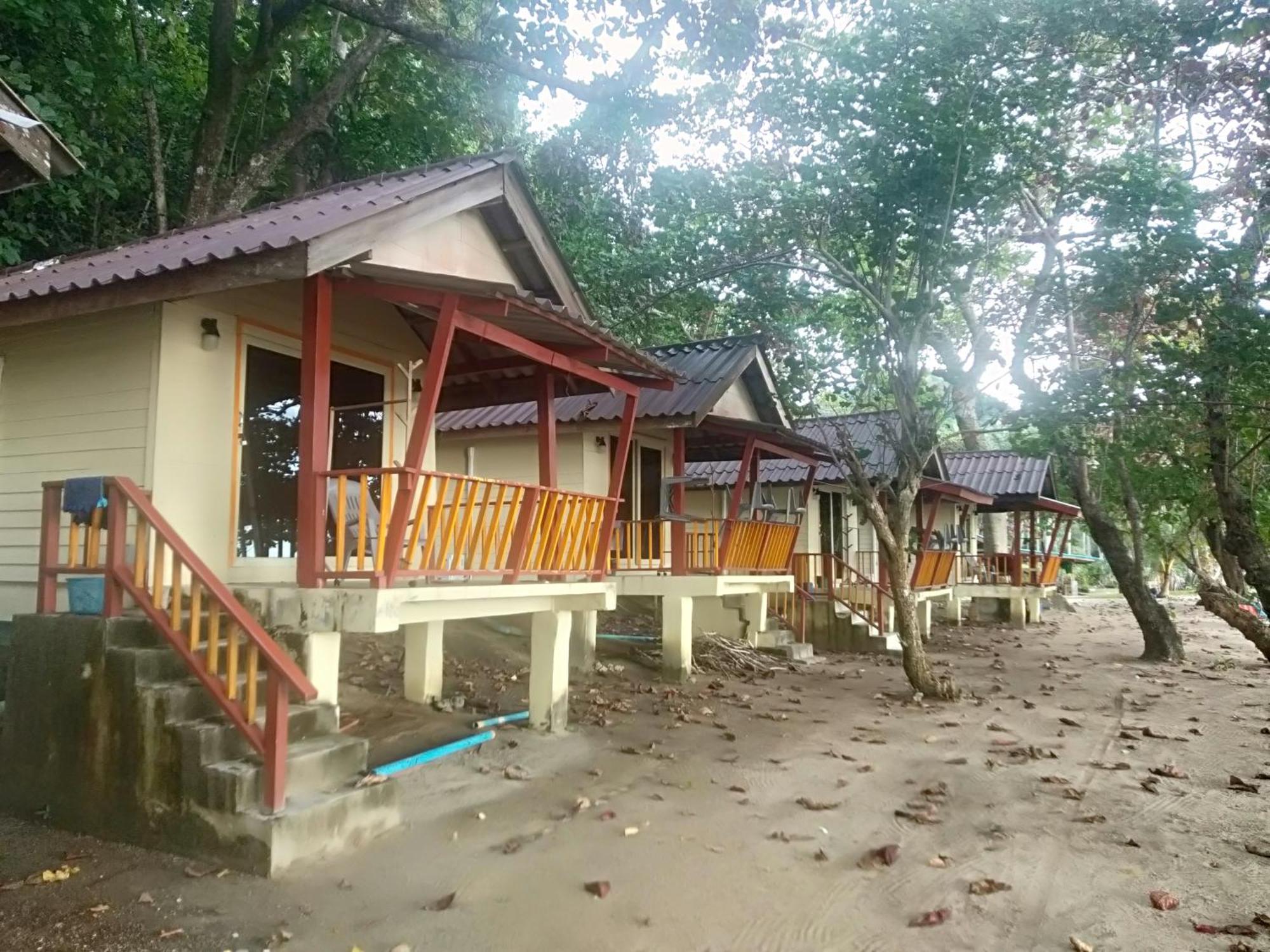 Longbeach Bungalow Kohmook Ko Mook Buitenkant foto